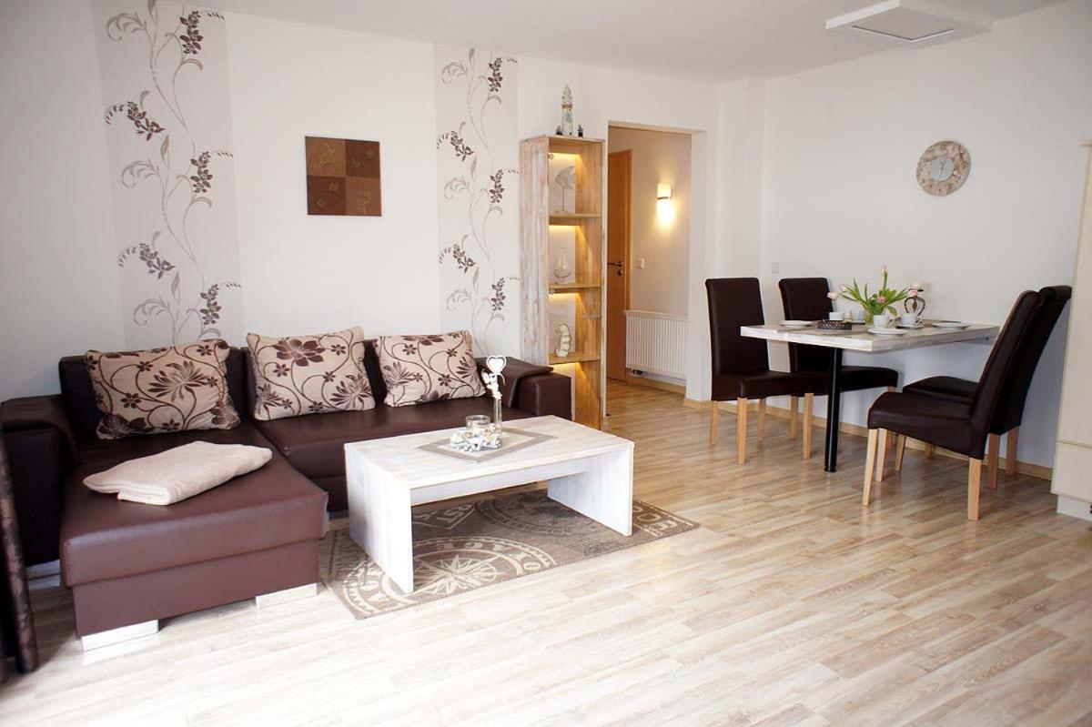Haus Wyden Apartment Utersum Ngoại thất bức ảnh