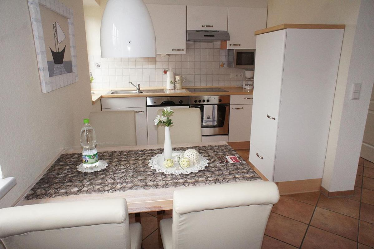 Haus Wyden Apartment Utersum Ngoại thất bức ảnh
